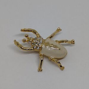 Vintage Rhinestone Scarab Beetle Brooch Gold Tone Beige Enamel Boho